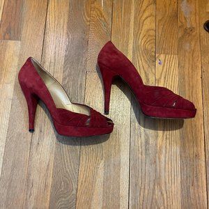 Stuart Weitzman Womens Red Suede Peep Toe Pumps Heel Size 8M with platform